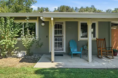 Exterior - 1896 Del Mar Ave, Redding, CA 96003 photo 2 of 10