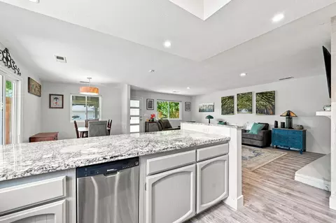Kitchen - 1896 Del Mar Ave, Redding, CA 96003 photo 5 of 5