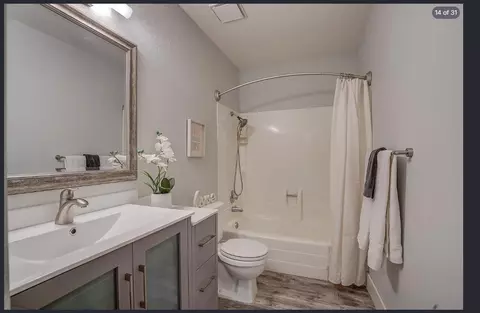 Bath - 1896 Del Mar Ave, Redding, CA 96003 photo 3 of 3