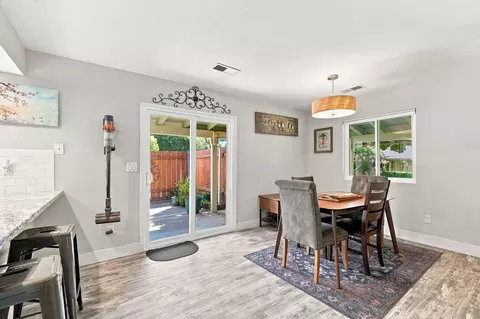 Dining - 1896 Del Mar Ave, Redding, CA 96003 photo 1 of 1