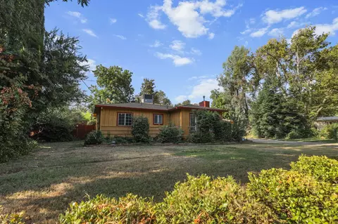 Exterior - 2501 Star Dr, Redding, CA 96001 photo 15 of 16