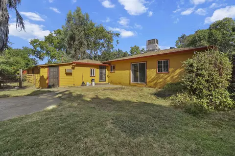 Exterior - 2501 Star Dr, Redding, CA 96001 photo 4 of 16