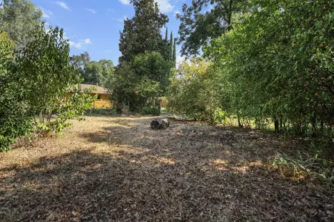 Exterior - 2501 Star Dr, Redding, CA 96001 photo 12 of 16