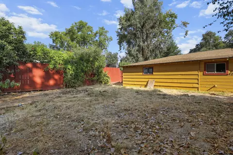 Exterior - 2501 Star Dr, Redding, CA 96001 photo 10 of 16