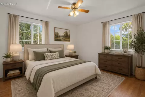 Bedroom - 2501 Star Dr, Redding, CA 96001 photo 5 of 22