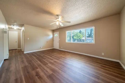 Living - 3870 Mercury Dr, Redding, CA 96002 photo 4 of 4