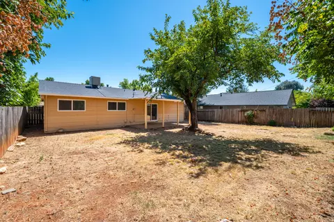 Exterior - 3870 Mercury Dr, Redding, CA 96002 photo 5 of 9