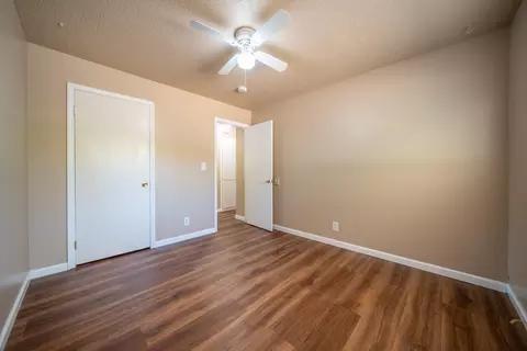 Bedroom - 3870 Mercury Dr, Redding, CA 96002 photo 3 of 5
