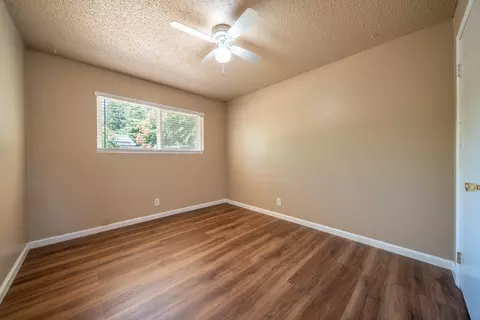Bedroom - 3870 Mercury Dr, Redding, CA 96002 photo 2 of 5