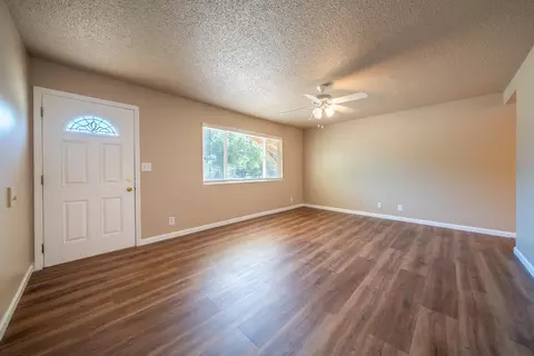 Living - 3870 Mercury Dr, Redding, CA 96002 photo 1 of 4