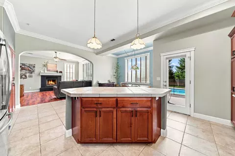 Kitchen - 3713 Mario Ave, Redding, CA 96001 photo 6 of 8