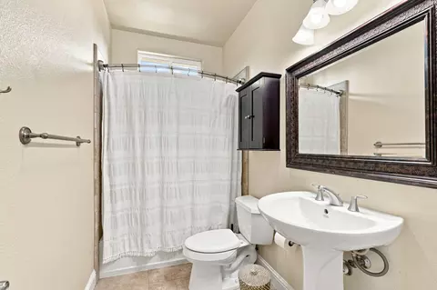 Bath - 3713 Mario Ave, Redding, CA 96001 photo 5 of 5