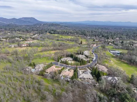 View/Area - 19549 San Vincente Dr, Redding, CA 96003 photo 6 of 6