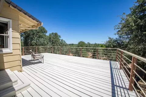 Exterior - 21370 Wilcox Rd, Red Bluff, CA 96080 photo 2 of 7