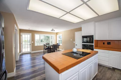 Kitchen - 21370 Wilcox Rd, Red Bluff, CA 96080 photo 2 of 3