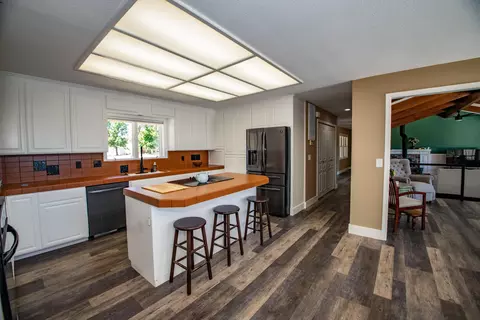 Kitchen - 21370 Wilcox Rd, Red Bluff, CA 96080 photo 3 of 3