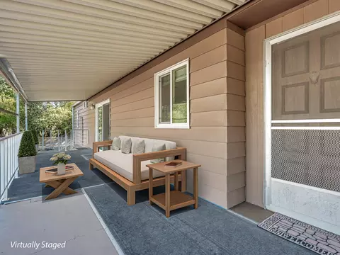 488 Brushwood Dr, Redding, CA 96003 photo 3