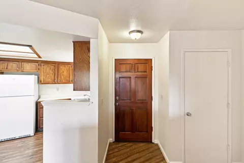 Entry Way - 3808 Bluffside Ct, Redding, CA 96002 photo 1 of 1