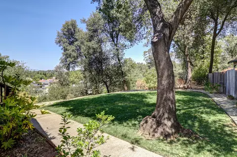 Exterior - 3808 Bluffside Ct, Redding, CA 96002 photo 2 of 9
