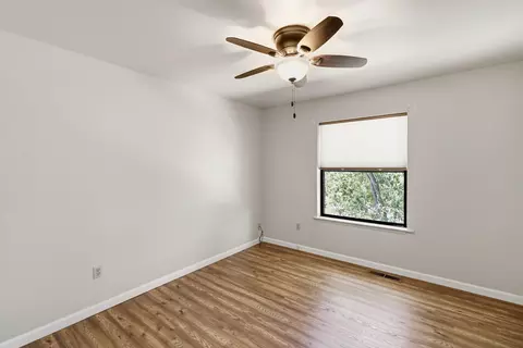 Bedroom - 3808 Bluffside Ct, Redding, CA 96002 photo 5 of 5