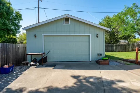Other - 2115 Phobos Ct, Redding, CA 96002 photo 8 of 11
