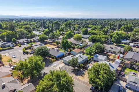 View/Area - 2115 Phobos Ct, Redding, CA 96002 photo 6 of 6