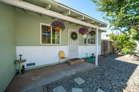 Exterior - 2115 Phobos Ct, Redding, CA 96002 photo 3 of 16
