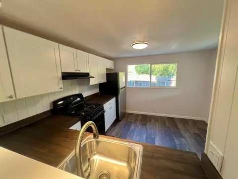 22099 Hidden Valley Dr, Redding, CA 96003 photo 11