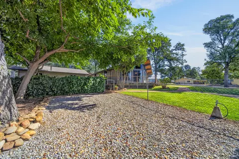 Exterior - 20356 Pickford Way, Redding, CA 96002 photo 16 of 17