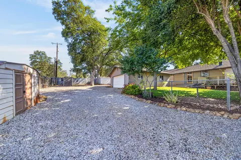 Exterior - 20356 Pickford Way, Redding, CA 96002 photo 15 of 17