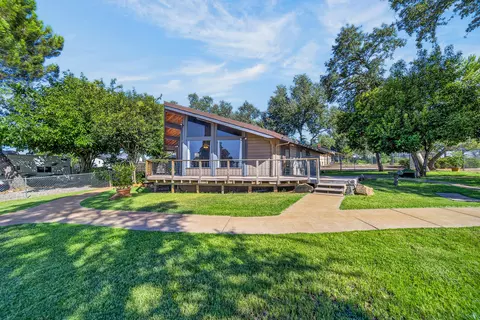 Exterior - 20356 Pickford Way, Redding, CA 96002 photo 5 of 17