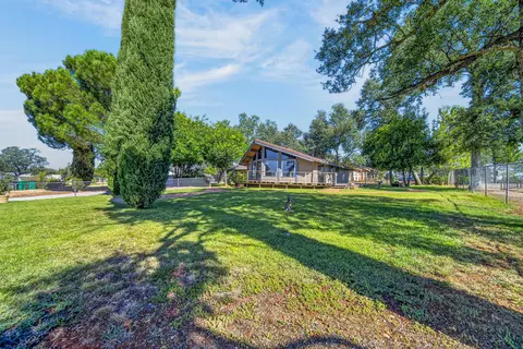 Exterior - 20356 Pickford Way, Redding, CA 96002 photo 3 of 17