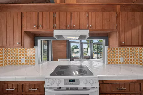 Kitchen - 20356 Pickford Way, Redding, CA 96002 photo 3 of 3