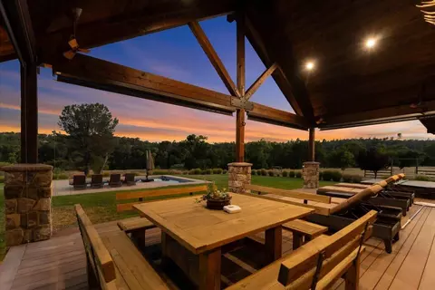 Exterior - 15170 China Rapids Dr, Red Bluff, CA 96080 photo 9 of 18