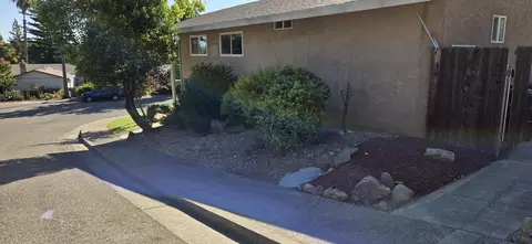 Exterior - 3235 Stratford Ave, Redding, CA 96001 photo 6 of 6