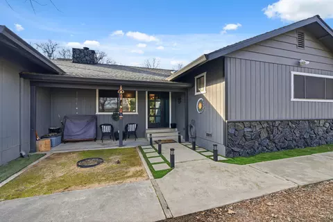 14395 Del Oro Ct, Red Bluff, CA 96080 photo 2