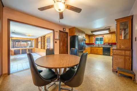 Dining - 1654 El Dorado Way, Redding, CA 96002 photo 2 of 2