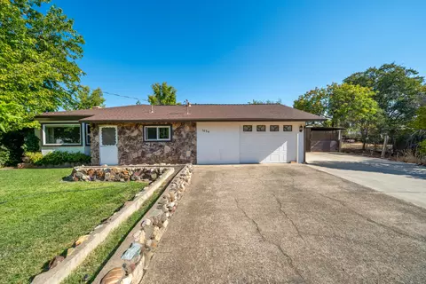 Exterior - 1654 El Dorado Way, Redding, CA 96002 photo 2 of 10