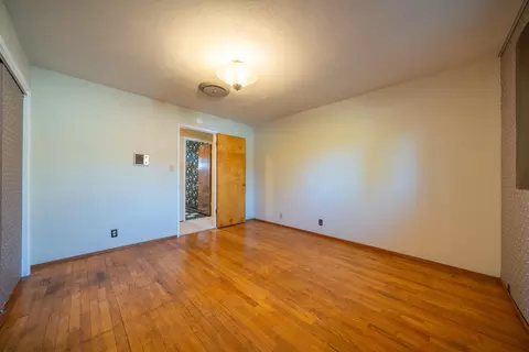 Bedroom - 1654 El Dorado Way, Redding, CA 96002 photo 4 of 4