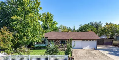 Exterior - 1654 El Dorado Way, Redding, CA 96002 photo 9 of 10