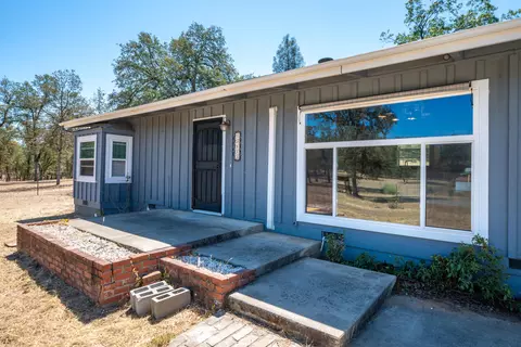 Exterior - 13613 Jaybird Way, Redding, CA 96003 photo 9 of 9