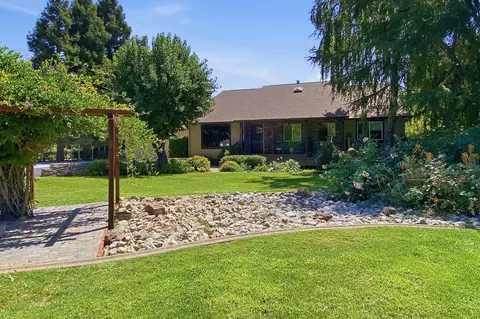 Exterior - 3339 Dodson Ln, Anderson, CA 96007 photo 13 of 35