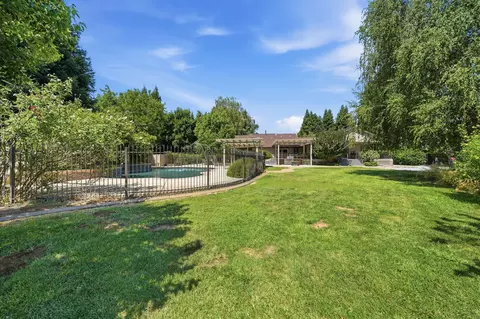 Exterior - 3339 Dodson Ln, Anderson, CA 96007 photo 21 of 35