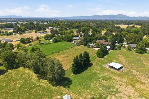 View/Area - 3339 Dodson Ln, Anderson, CA 96007 photo 5 of 6