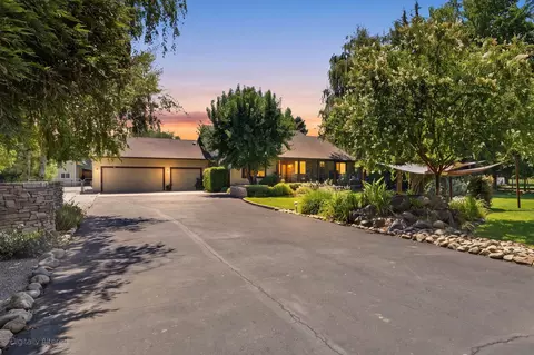 Exterior - 3339 Dodson Ln, Anderson, CA 96007 photo 35 of 35