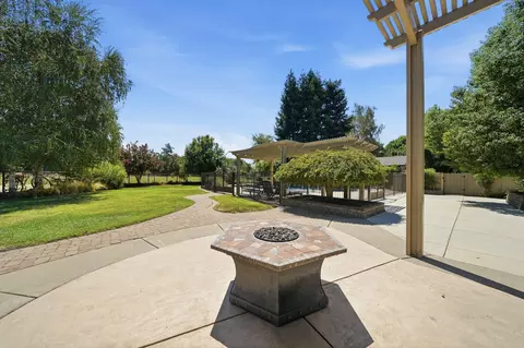 Exterior - 3339 Dodson Ln, Anderson, CA 96007 photo 17 of 35