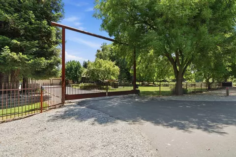 Exterior - 3339 Dodson Ln, Anderson, CA 96007 photo 10 of 35
