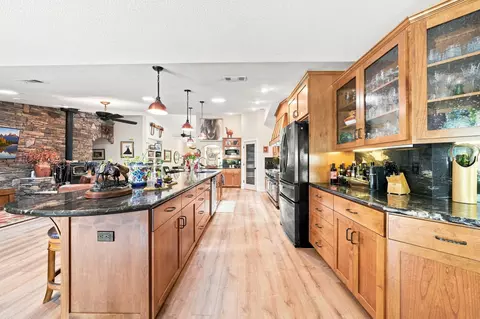 Kitchen - 3339 Dodson Ln, Anderson, CA 96007 photo 4 of 7