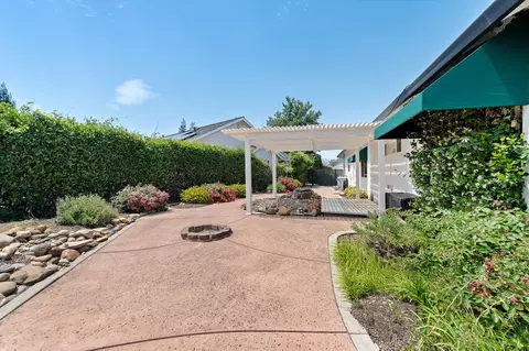 Exterior - 3025 Misty Glen Dr, Redding, CA 96001 photo 21 of 39