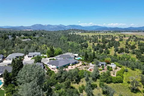 View/Area - 3025 Misty Glen Dr, Redding, CA 96001 photo 12 of 12